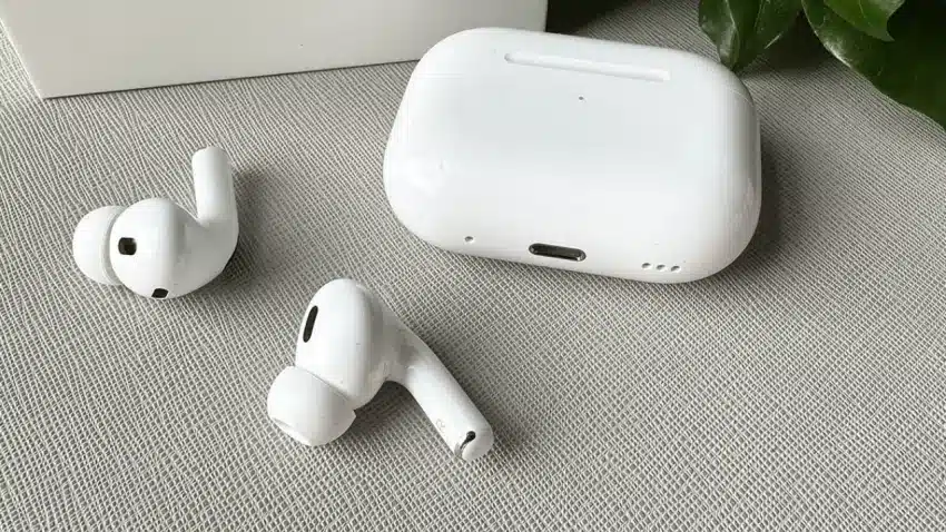 Apple, AirPods’u USB-C ile Piyasaya Sürecek