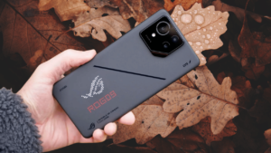 Asus, ROG Phone 9 FE’yi Çıkarmayı Planlıyor: Samsung'dan İlham mı Alındı?