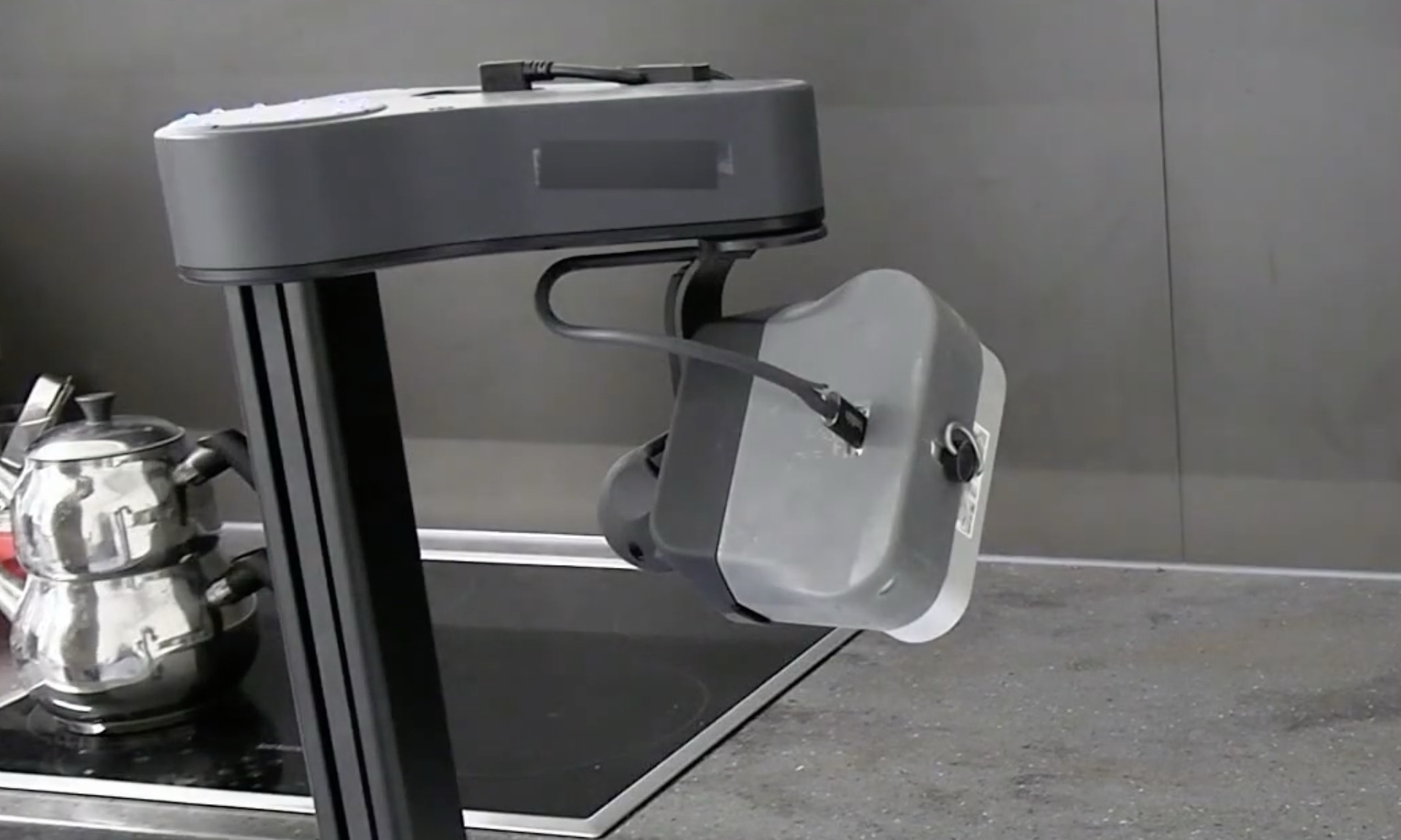 Robot Kaybolan Eşyaları Nasıl Buluyor?