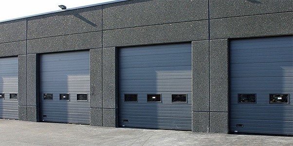 Seksiyonel Kapı Sistemlerinde Bakım ve Onarımın Tesis Güvenliğindeki Rolü