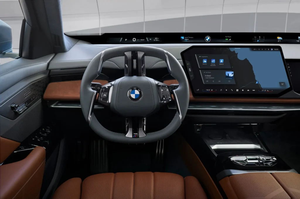 BMW-new-i7-EV-interior-steering-wheel