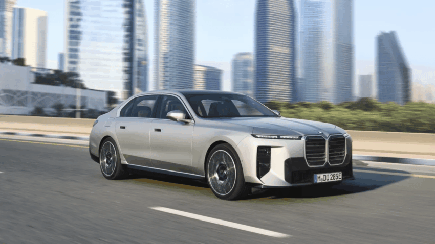 BMW i7 (2027) Tanıtıldı: 450 Mil Menzil ve Geleceği Andıran Tasarım!