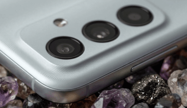 Samsung Galaxy S27 Serisine Yeni Pro Modeli Geliyor: İlk Detaylar Ortaya Çıktı