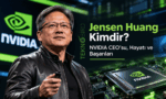 NVIDIA CEO'su Jensen Huang'ın sahnede sunum yaparken çekilmiş fotoğrafı, arkasında büyük NVIDIA logosu, ön planda üzerinde NVIDIA logosu olan bir mikroçip ve sağda "Jensen Huang Kimdir? NVIDIA CEO'su, Hayatı ve Başarıları" başlığı ile Teknobird logosunun yer aldığı tanıtım görseli.
